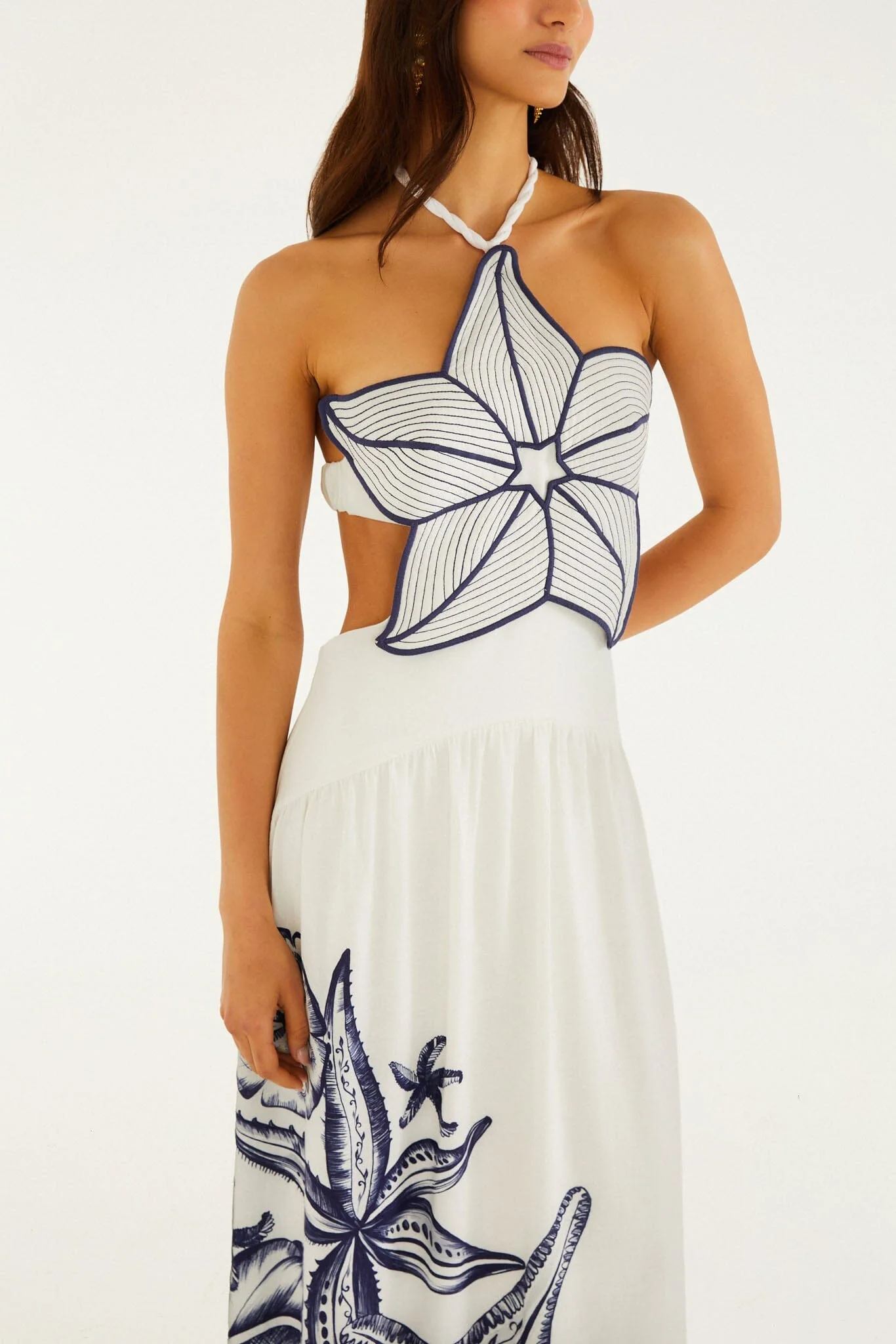 Off-White Coast Stars 3d Bodice Lenzing Ecovero Euroflax Maxi Dress - Image 4