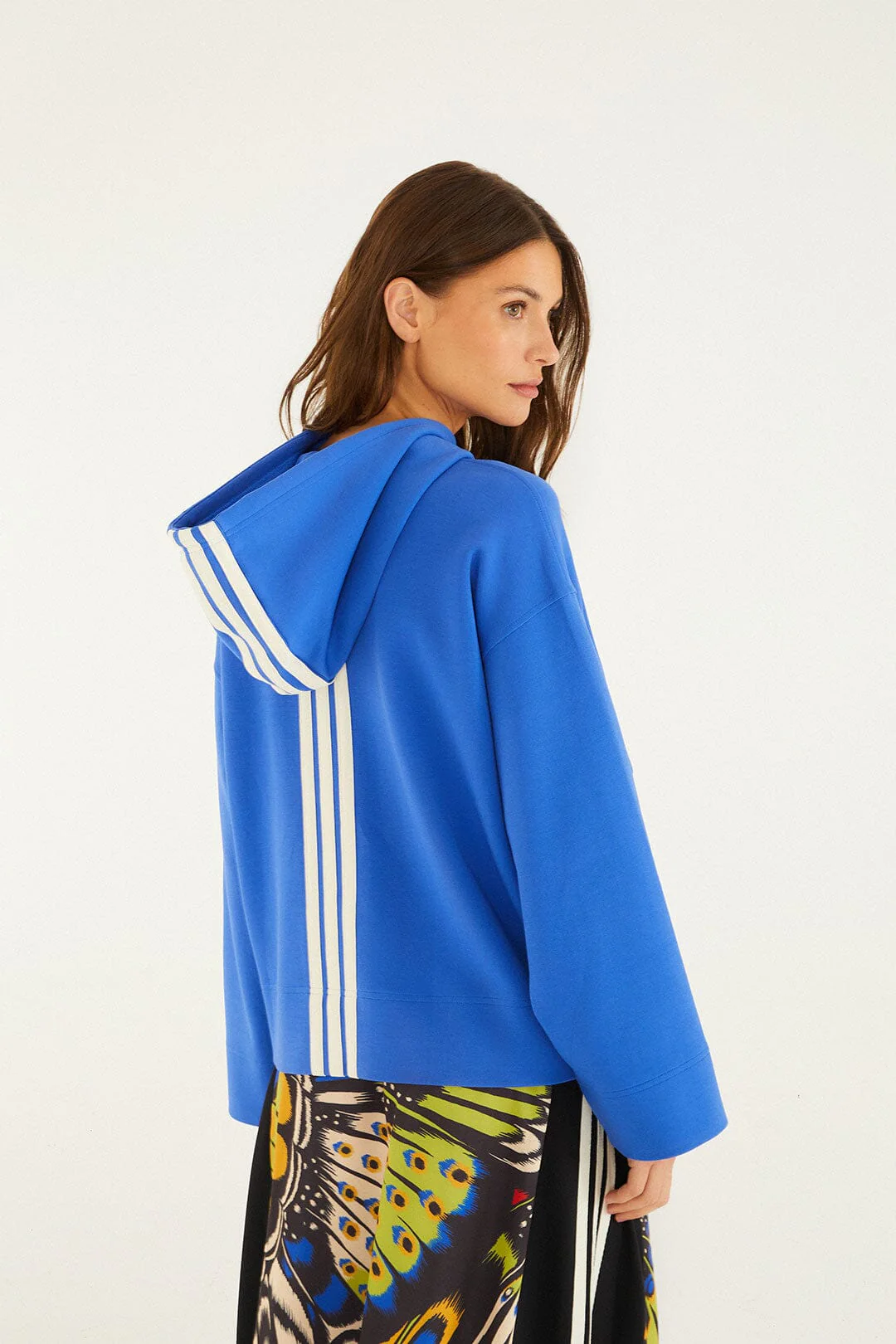 Move Like A Butterfly Blue Adidas Moletom - Image 3